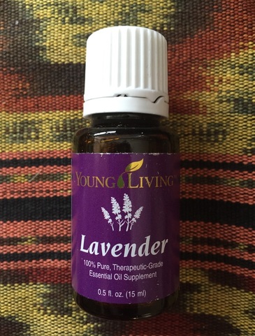Lavender_essential_oil