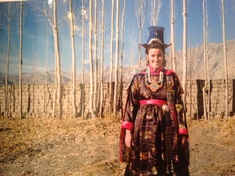 Jahnan in Tibetan Garb